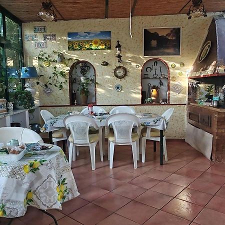 Villa Dei Fiori B&B Капри Екстериор снимка
