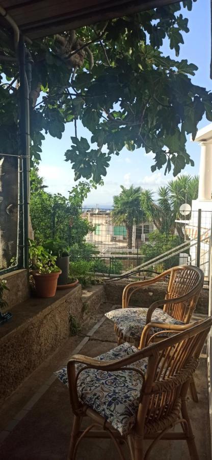 Villa Dei Fiori B&B Капри Екстериор снимка